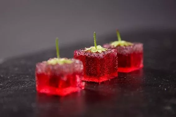 對于年輕食客,如何才能撩動他們的心呢?(圖9)